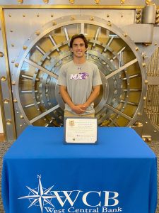 Avery Quigley has been named co-recipient of the 2020 Nick Carter Scholarship. The scholarship is awarded annually to one or more outstanding graduating male atheless of Beardstown High School. The Scholarship Trust Fund is administered by the West Central Bank Trust Department. Avery will be attending McKendree College in Lebanon, Illinois this fall.