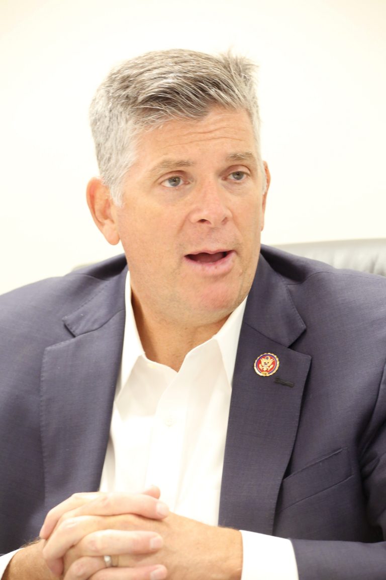 Q & A session: 18th District Representative Darin LaHood  answered questions and discussed a broad range of topics with city officials last Thursday afternoon at the Beardstown City Hall. (Photo by Brian DeLoche.)
