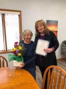 The City of Beardstown recently recognized Vivian Wayman for her volunteer service with The Bread of Love. The city expressed its appreciation for her outstanding dedication to the senior citizens in the community and recognized all the personal time she has donated.