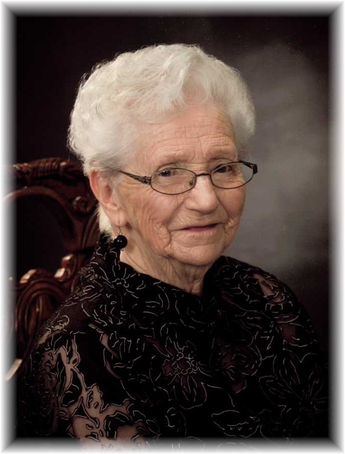 Mona "Sue" Rohn