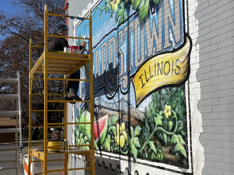 mural on the Trone building