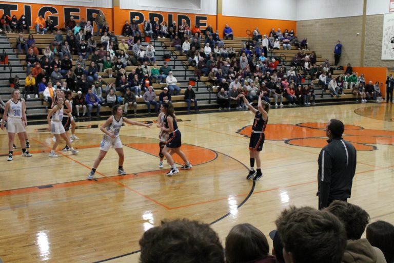 Caydee Kirkham displays perfect form