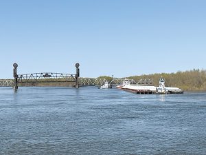 Barge