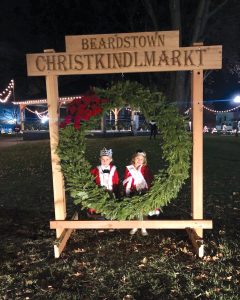 2022 Little Mister Christmas Kayde Valdez, son of Meagan Oettle & Shylo Valdez,  and 2022 Little Miss Christmas Brooklyn Bauser, daughter of Emily Mathena & Markus Bauser.