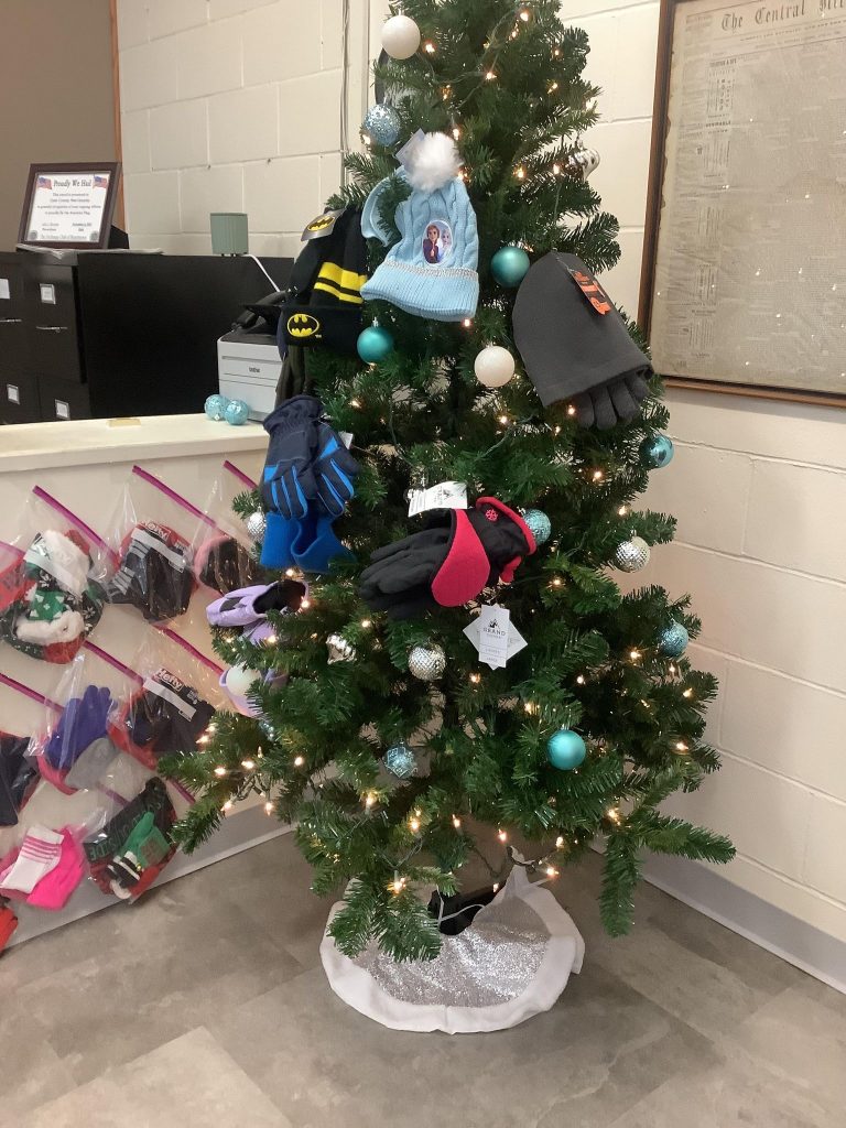 Hat & Mitten tree in the Star-Gazette office