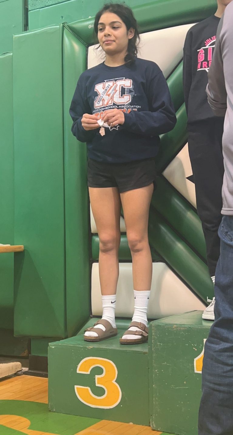 Beardstown’s Daisy Gil is pictured above following her third place finish in the girls sectional wrestling tournament. Daisy will move on to the State Finals Tournament.