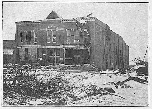 Virginia Opera House after the tornado of Nov. 11, 1911. The building housed the Virginia Gazette, U.S. Post Office, H. Coleman Stationery, and professional offices. (Virginia Gazette photo, Leigh Morris collection)