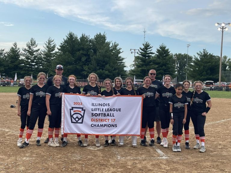 Introducing your 2023 Illinois District 17 11/12 Softball Champions! The team advances to the state tournament this weekend in Burbank, Illinois. Congratulations!