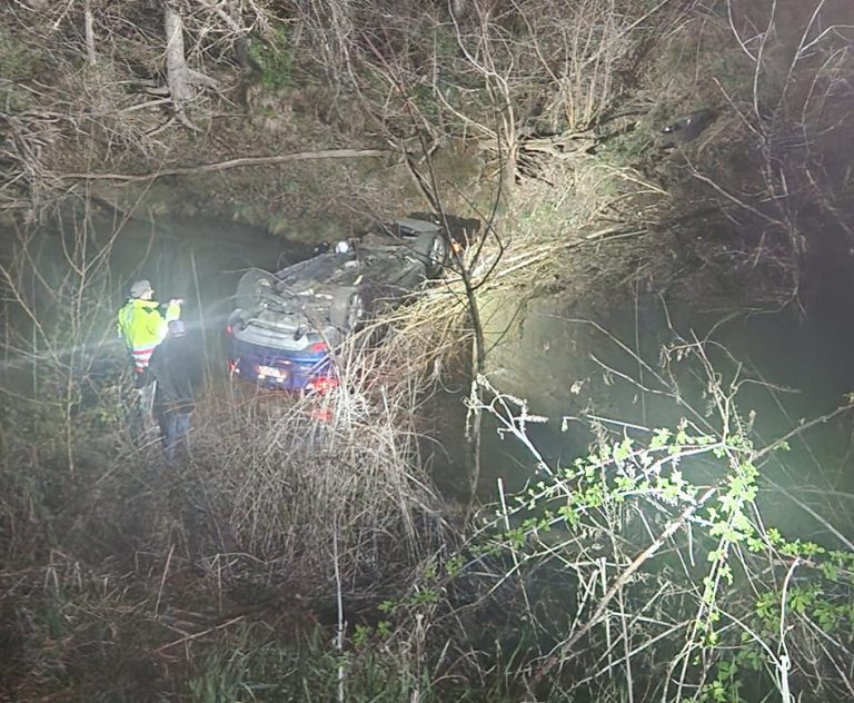 Car in Ditch Chandlerville Rd. Beardstown