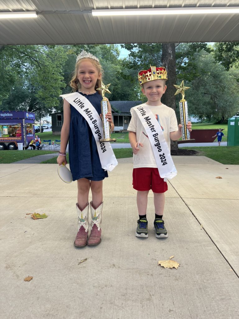Little Miss Burgoo Isabelle Sandidge and Little Mister Burgoo Carter Snyder