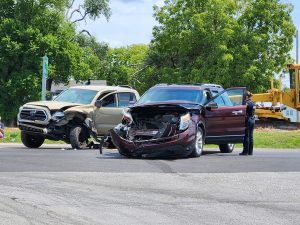 There were no injuries in a two-vehicle crash at 12:52 p.m. Sunday, August 11 at IL Route 67 and Garden Avenue, Beardstown. According to Beardstown Police, a vehicle driven by Caleb A. Scheland, 20, 901 W. 7th Street, Beardstown, was driving a 2012 Ford, owned by Annie Landis, when he collided with a vehicle driven by Jennifer D. Smth, 48, Astoria, who was driving a 2018 Toyota pickup truck. Both vehicles were towed from the scene. Photo by Jaime Chapman