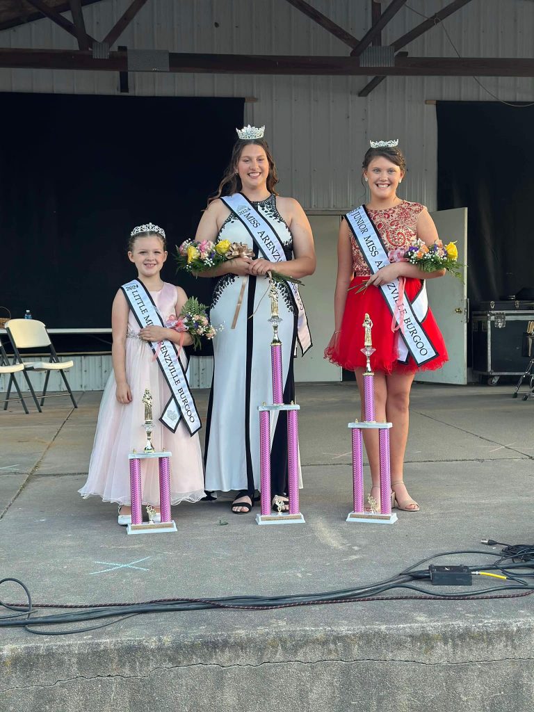 Pictured left to right; Little Miss Andi Roegge, Queen Ali Ballinger, and Junior Miss Bentley Gray. Arenzville Burgoo Facebook photo