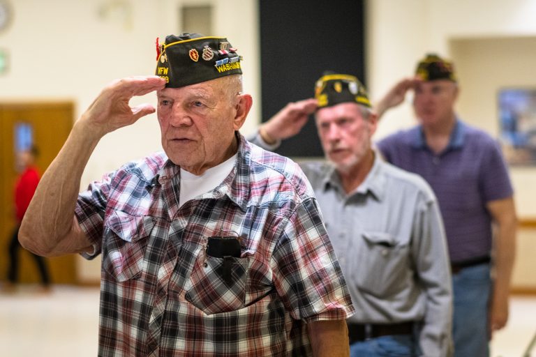 Veterans from foreign wars get together for a monthly meeting. Photo by Scott Thompson