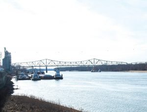 The William H. Deitritch Bridge (Beardstown Bridge) spans the Illinois River carrying U.S. Route 67 and Illinois Rounte 100 across the river between Beardstown and Schuyler County. Photo by Kaitlyn Copley