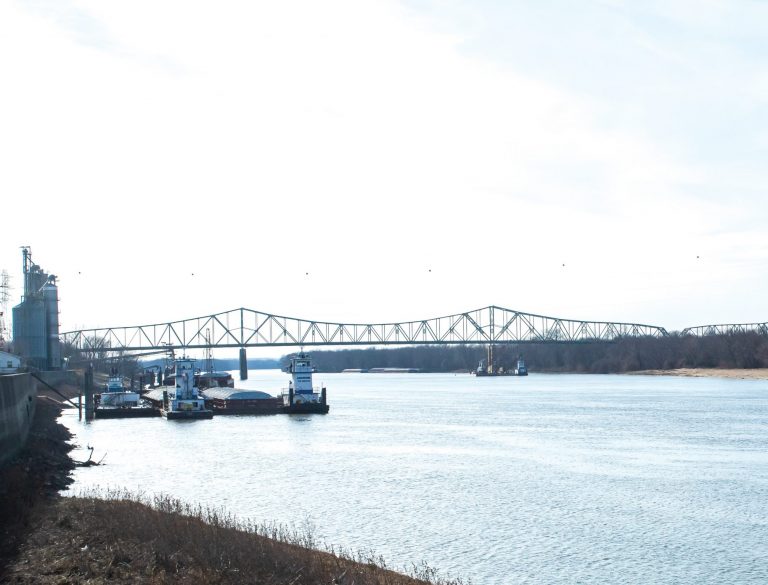 The William H. Deitritch Bridge (Beardstown Bridge) spans the Illinois River carrying U.S. Route 67 and Illinois Rounte 100 across the river between Beardstown and Schuyler County. Photo by Kaitlyn Copley